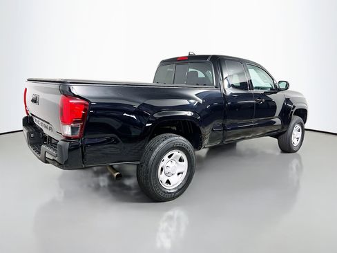 Used 2023 Toyota Tacoma SR w/ SR Convenience Package image 4