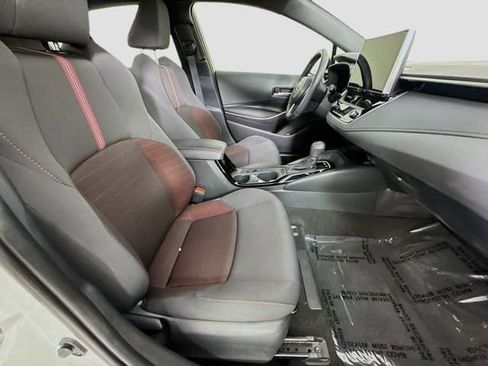 Certified 2025 Toyota Corolla SE w/ SE Premium Package image 26