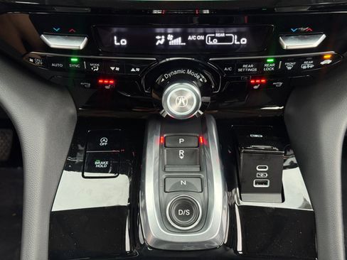 Used 2024 Acura MDX FWD image 30