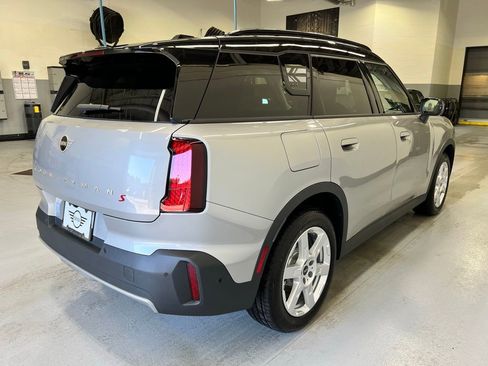 Certified 2025 MINI Cooper Countryman S image 8