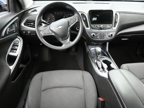 Certified 2024 Chevrolet Malibu LT image 11