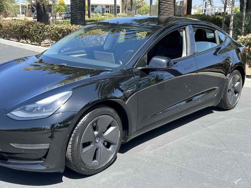 Used 2021 Tesla Model 3 Standard Range Plus RWD image 19