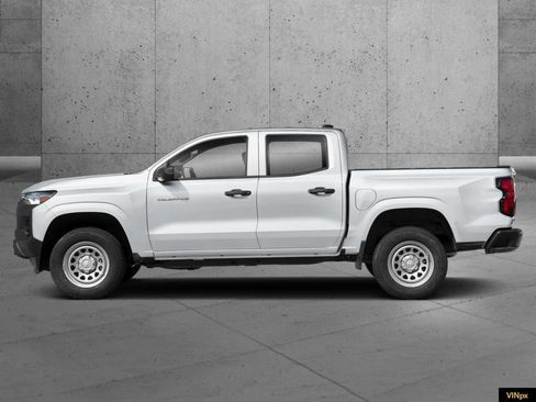 New 2026 Chevrolet Colorado W/T image 3