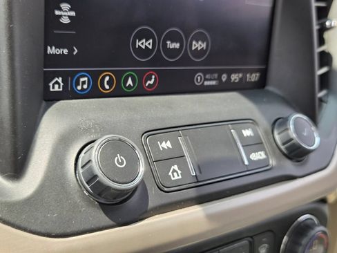Used 2023 GMC Acadia Denali AWD/4WD image 19