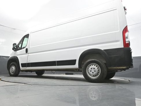 Used 2024 RAM ProMaster 2500 w/ Convenience Group FWD image 33