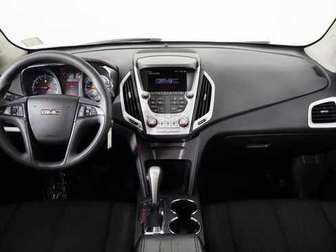 Used 2015 GMC Terrain SLE image 11