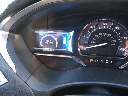 Used 2016 Lincoln MKZ Hybrid image 10