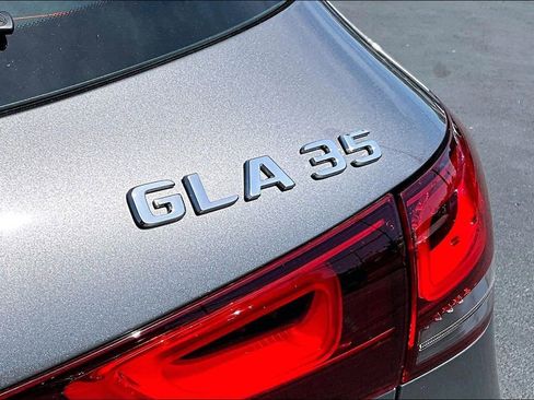 Used 2023 Mercedes-Benz GLA 35 AMG 4MATIC image 8