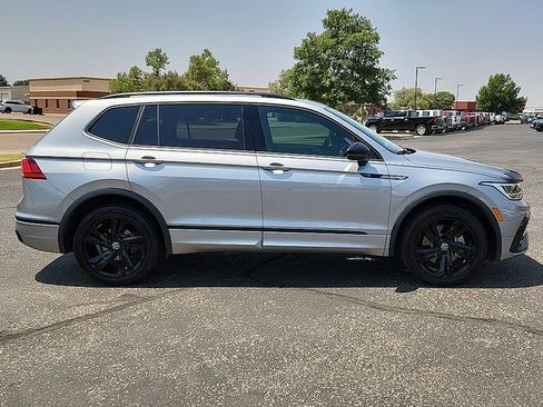 Used 2023 Volkswagen Tiguan SE R-Line FWD image 5