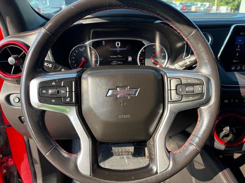 Used 2019 Chevrolet Blazer RS w/ Sun and Wheels Package FWD image 16