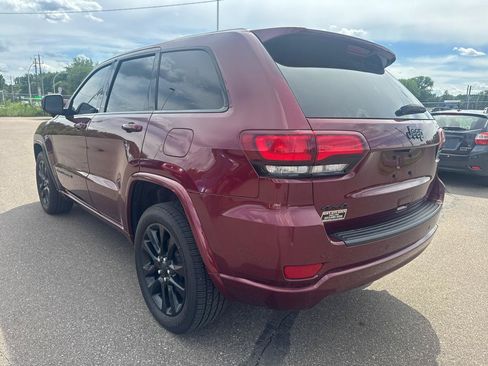 Used 2021 Jeep Grand Cherokee Laredo X AWD/4WD image 7