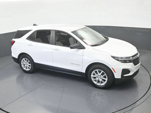Used 2024 Chevrolet Equinox LS w/ Driver Confidence II Package FWD image 47