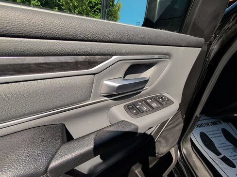Used 2023 RAM 1500 Big Horn AWD/4WD image 11