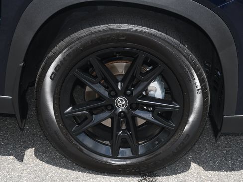 Certified 2025 Toyota Grand Highlander FWD image 24