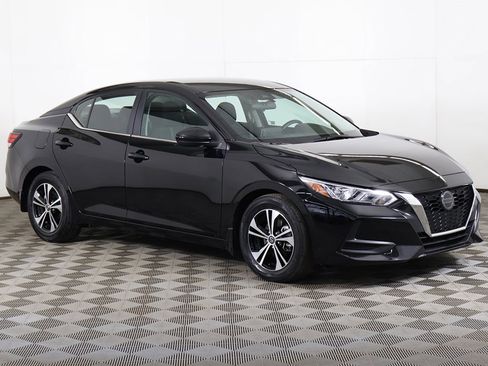 Used 2023 Nissan Sentra SV image 2