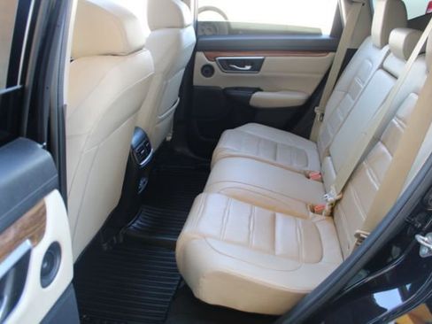Used 2017 Honda CR-V Touring image 10