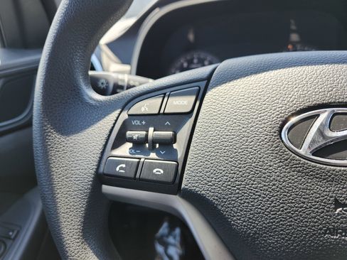 Used 2021 Hyundai Tucson SE AWD/4WD image 30