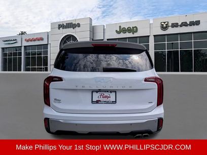 Used 2024 Kia Telluride S w/ S Sunroof Package