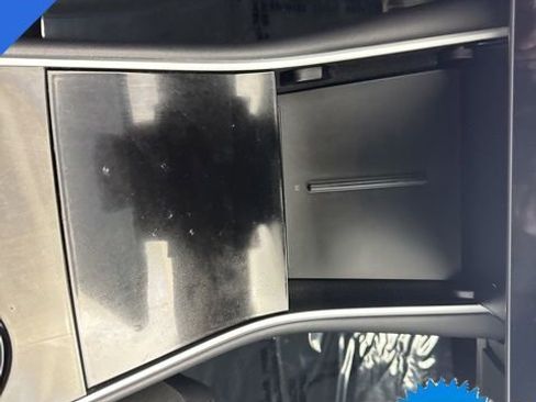 Used 2018 Tesla Model 3 Performance image 22