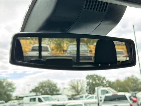 Used 2025 GMC Sierra 3500 Denali image 25