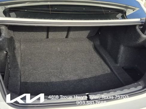 Used 2025 BMW 330i Sedan RWD image 8