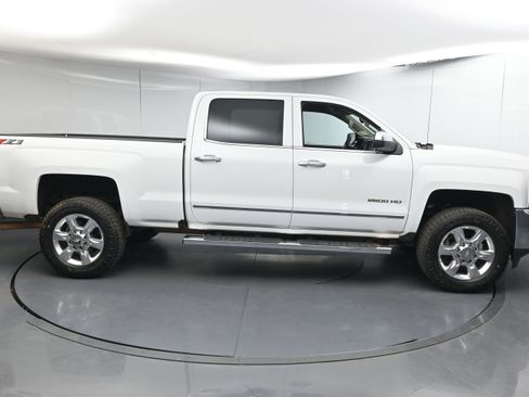 Used 2018 Chevrolet Silverado 2500 LTZ w/ Z71 Package, Off-Road image 27