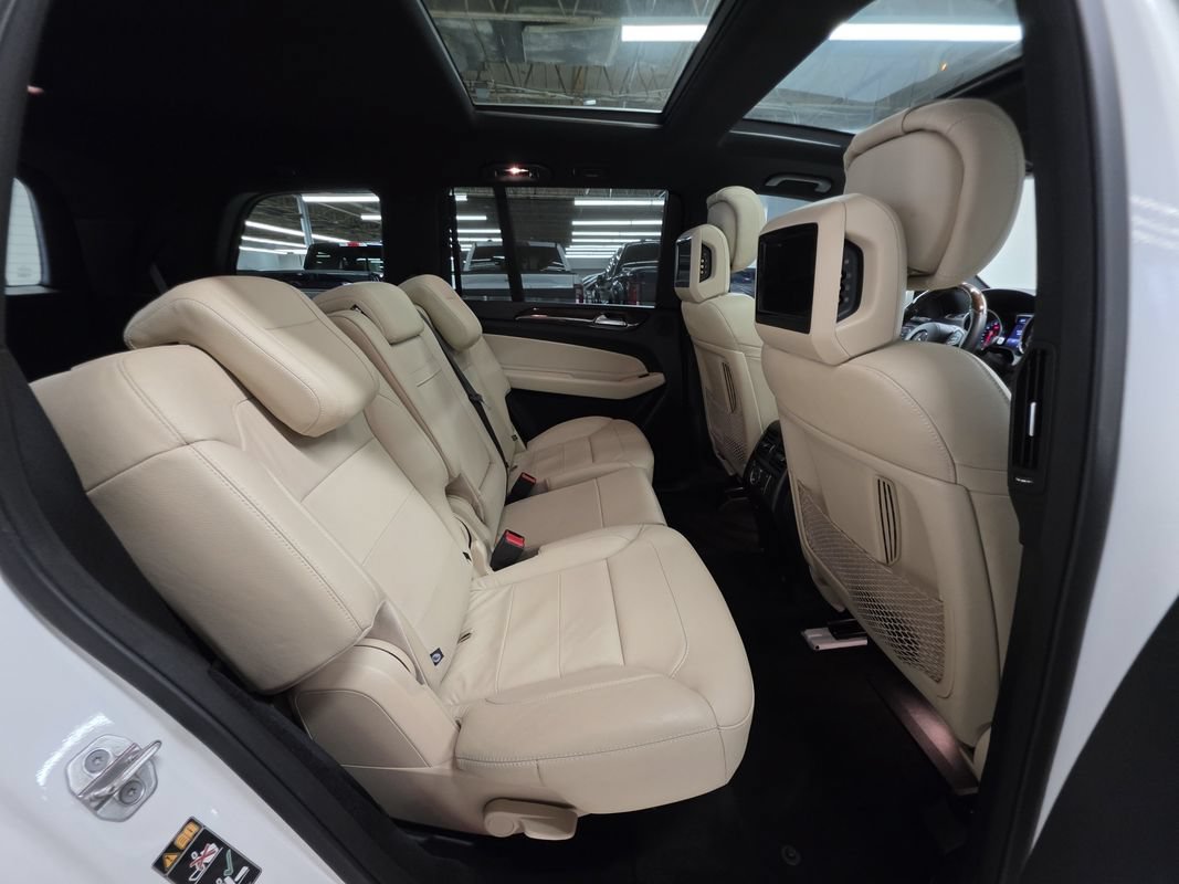 Used 2018 Mercedes-Benz GLS 450 4MATIC image 28