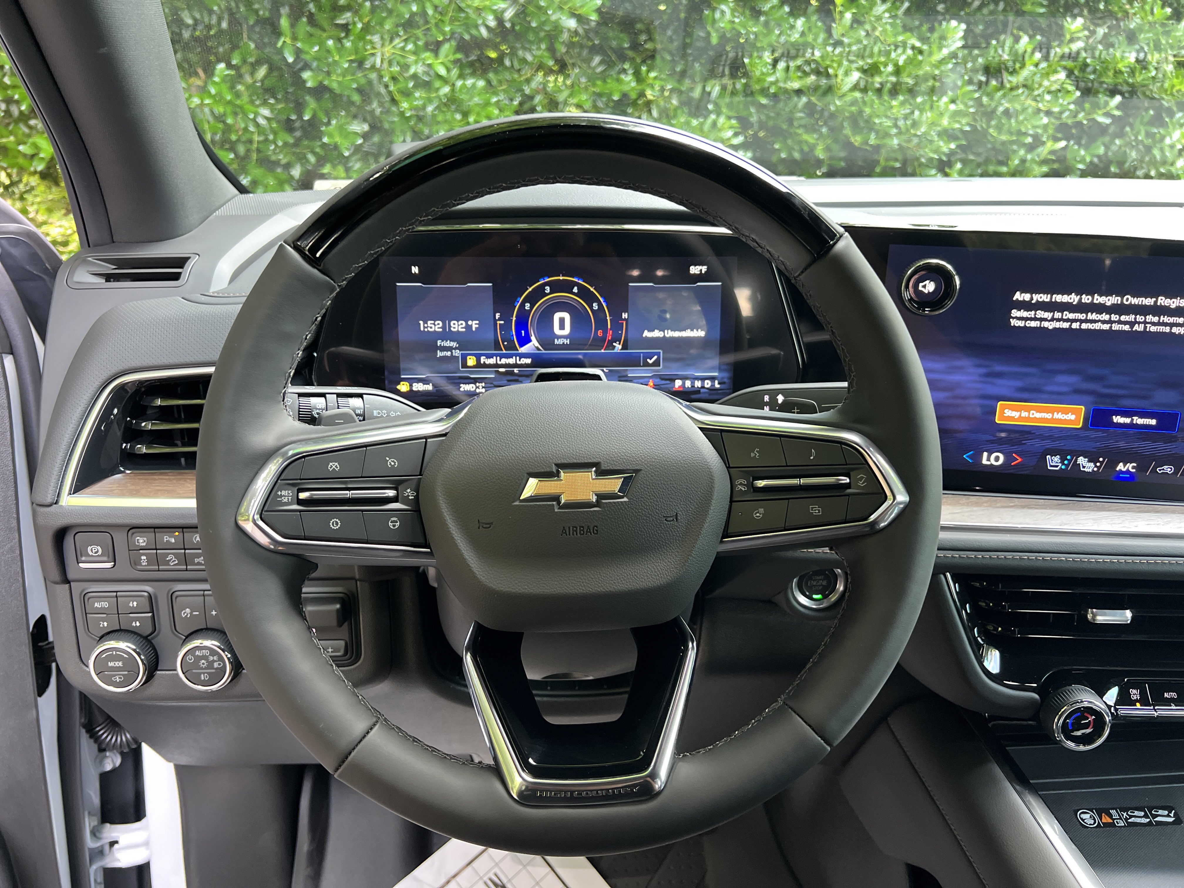 New 2026 Chevrolet Tahoe High Country AWD/4WD image 18