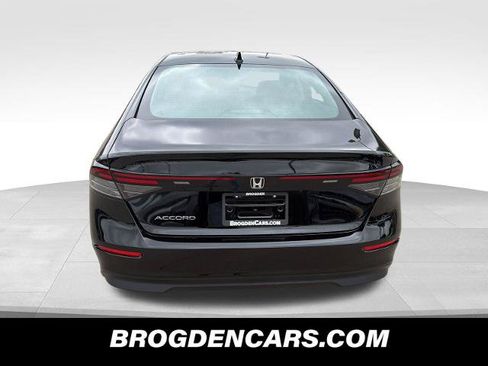 New 2026 Honda Accord SE image 7