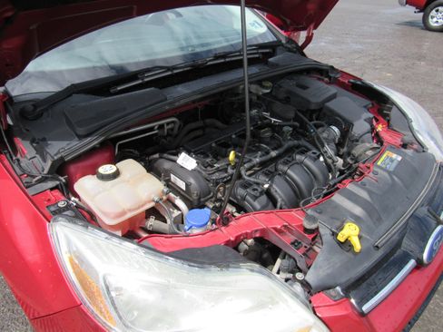 Used 2012 Ford Focus SE FWD image 37