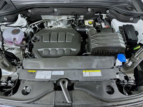 New 2026 Volkswagen Atlas Peak Edition AWD/4WD image 30