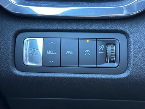 Used 2025 GMC Acadia Denali w/ Super Cruise Package AWD/4WD image 33