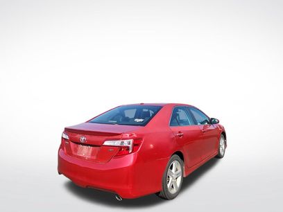 Used 2012 Toyota Camry SE w/ Leather Pkg