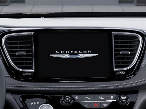 New 2026 Chrysler Pacifica Limited FWD image 43
