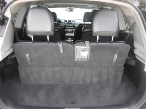Used 2013 Toyota Highlander Limited image 34