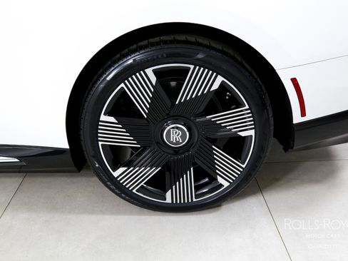 Certified 2024 Rolls-Royce Spectre w/ Spectre Launch Package AWD/4WD image 35