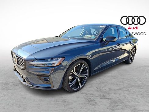 Used 2024 Volvo S60 B5 Plus AWD/4WD image 3