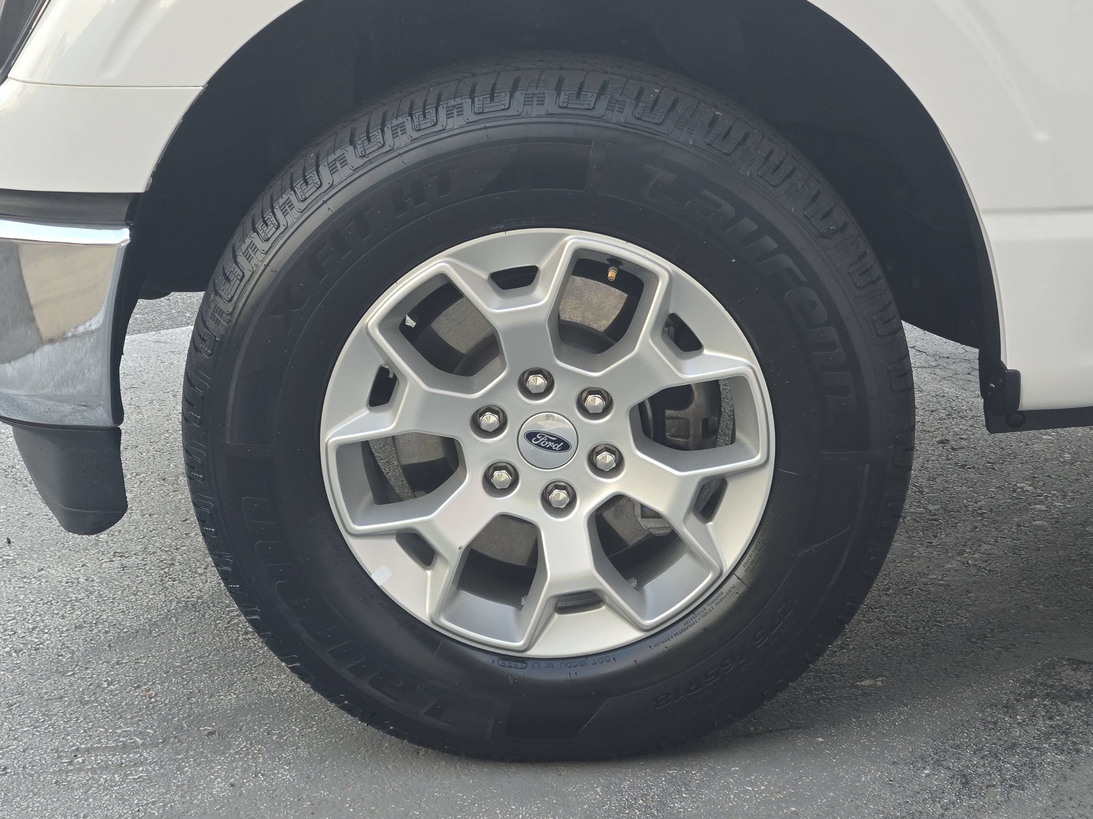Used 2023 Ford F150 XLT AWD/4WD image 17