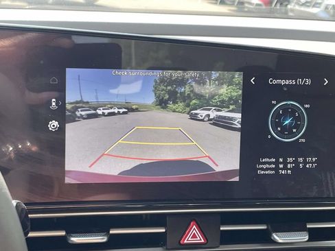 Certified 2023 Hyundai Elantra SEL w/ Convenience Package FWD image 25