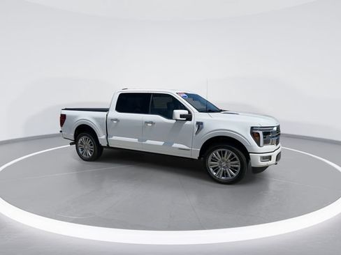 Used 2025 Ford F150 Platinum w/ Equipment Group 703A Plus AWD/4WD image 8