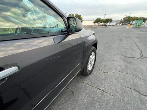 Used 2013 GMC Acadia SLE image 11