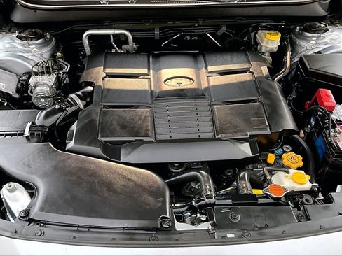 Used 2017 Subaru Outback 3.6R Limited AWD/4WD image 31