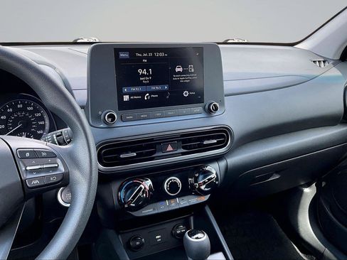 Used 2023 Hyundai Kona SEL FWD image 7