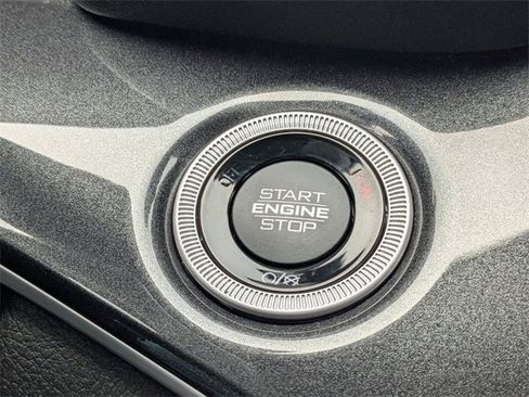 Used 2021 Jeep Grand Cherokee L Laredo image 30