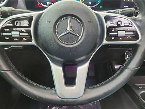 Used 2021 Mercedes-Benz CLA 250 image 43