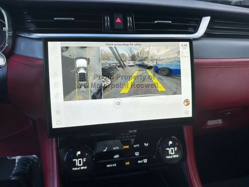 Used 2022 Jaguar F-PACE SVR AWD/4WD image 15