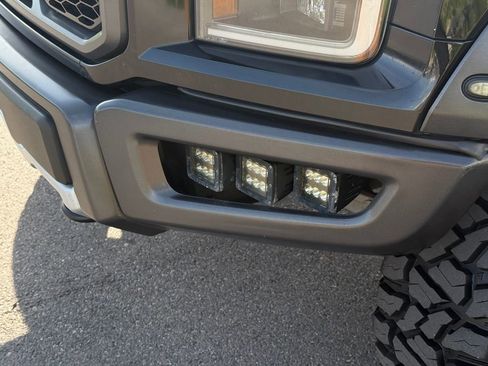 Used 2019 Ford F150 Raptor w/ Equipment Group 802A Luxury AWD/4WD image 19