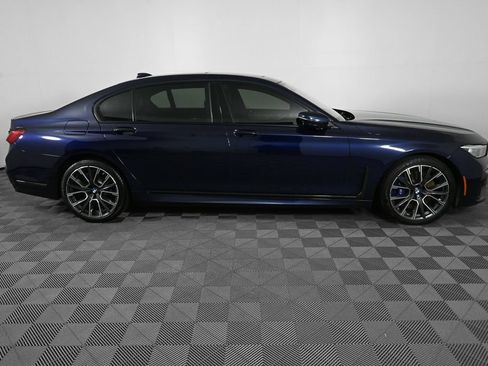 Used 2020 BMW 750i xDrive w/ Executive Package AWD/4WD image 23
