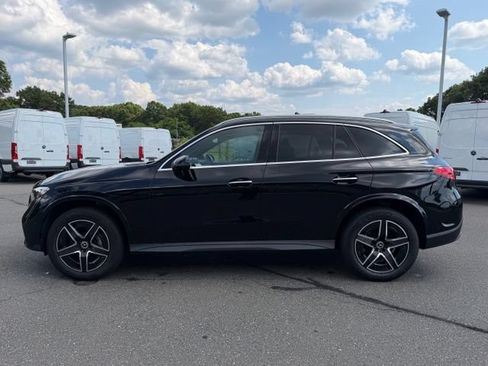 Used 2026 Mercedes-Benz GLC 300 4MATIC image 4