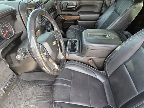 Used 2022 Chevrolet Silverado 3500 High Country image 14